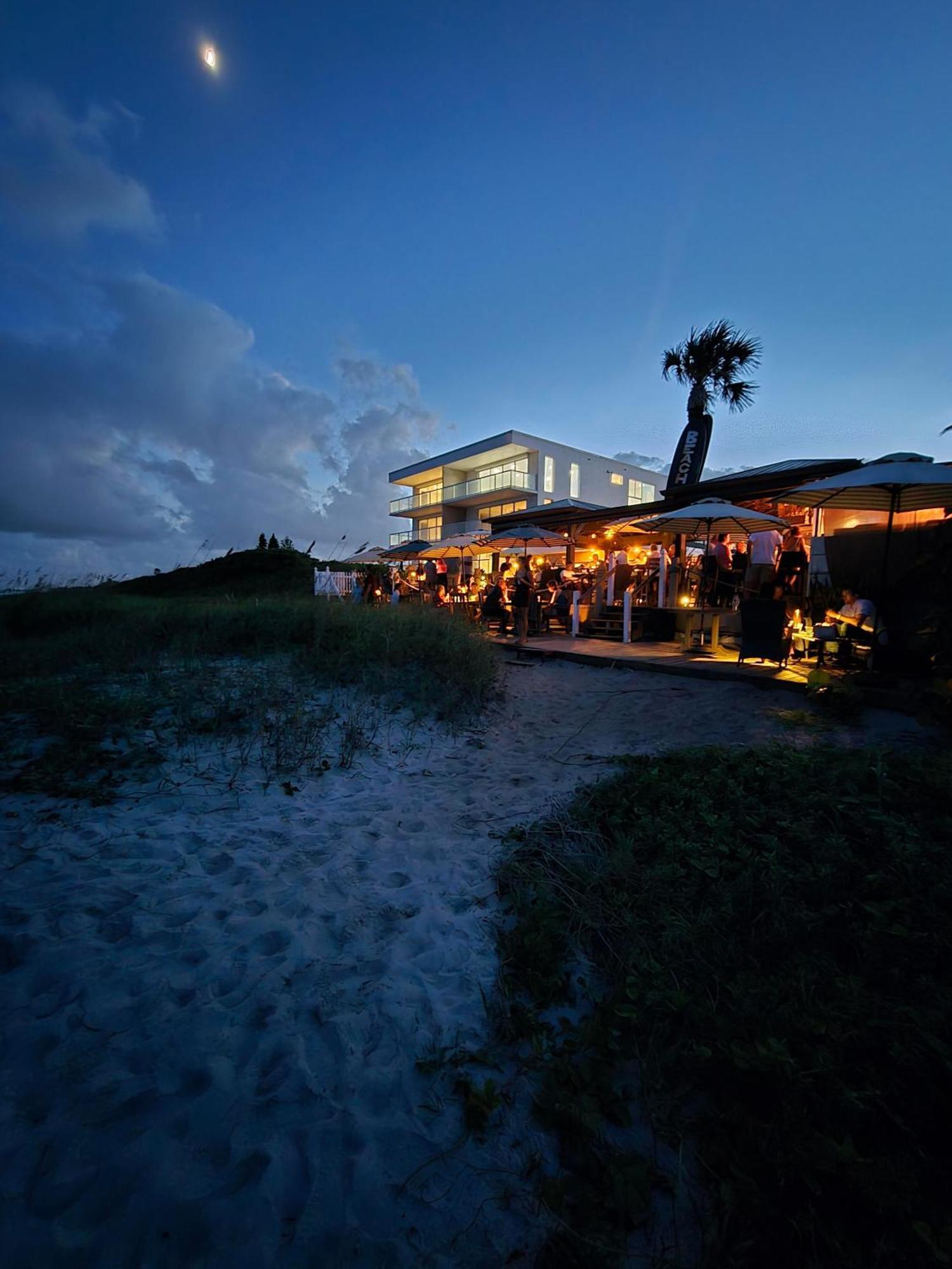 Bleu Beach Resort Indialantic Exterior foto